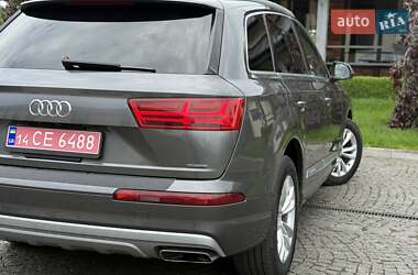 Внедорожник / Кроссовер Audi Q7 2019 в 