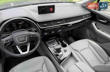 Внедорожник / Кроссовер Audi Q7 2019 в 