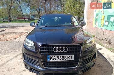 Позашляховик / Кросовер Audi Q7 2014 в 