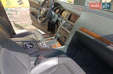 Позашляховик / Кросовер Audi Q7 2014 в 