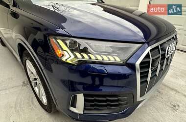 Внедорожник / Кроссовер Audi Q7 2020 в 