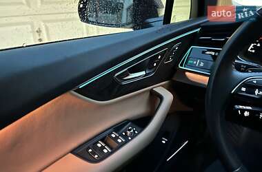 Внедорожник / Кроссовер Audi Q7 2020 в 