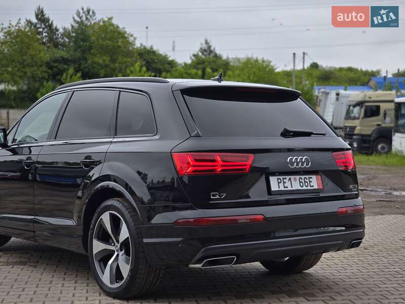 Внедорожник / Кроссовер Audi Q7 2018 в Ровно фото 15 Внедорожник / Кроссовер Audi Q7 2018 в Ровно