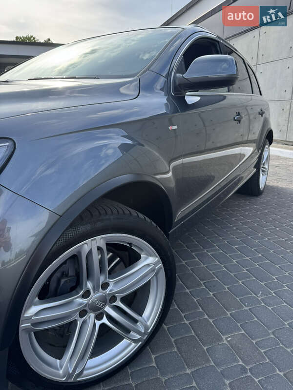 Внедорожник / Кроссовер Audi Q7 2013 в Житомире