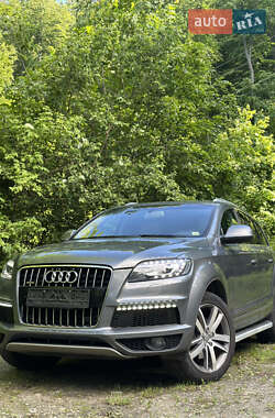 Внедорожник / Кроссовер Audi Q7 2012 в Черновцах