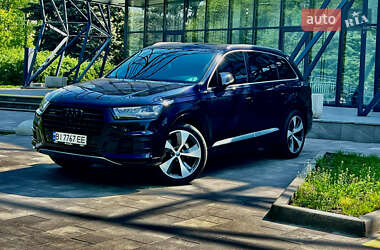 Внедорожник / Кроссовер Audi Q7 2016 в 