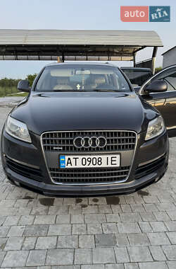 Внедорожник / Кроссовер Audi Q7 2006 в 