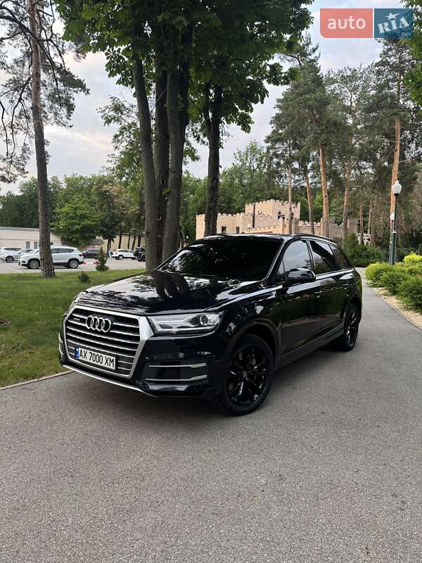 Audi Q7 2017