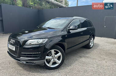 Внедорожник / Кроссовер Audi Q7 2009 в 