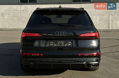 Внедорожник / Кроссовер Audi Q7 2025 в 
