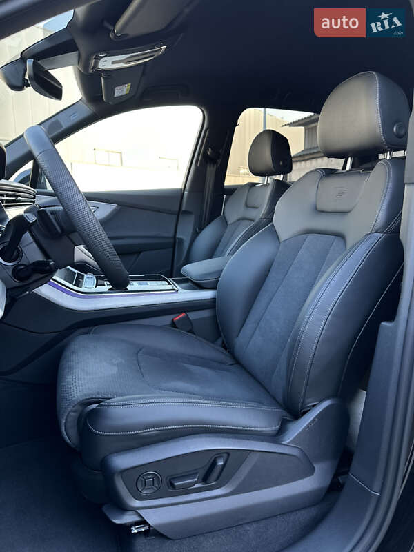 Внедорожник / Кроссовер Audi Q7 2025 в Киеве