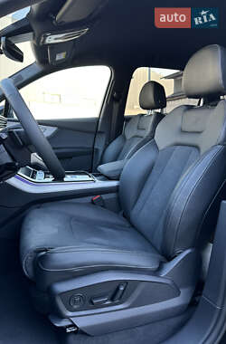 Внедорожник / Кроссовер Audi Q7 2025 в 