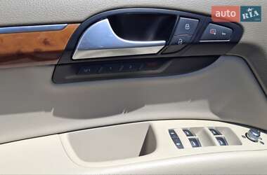 Внедорожник / Кроссовер Audi Q7 2013 в 