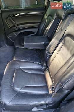 Внедорожник / Кроссовер Audi Q7 2007 в 