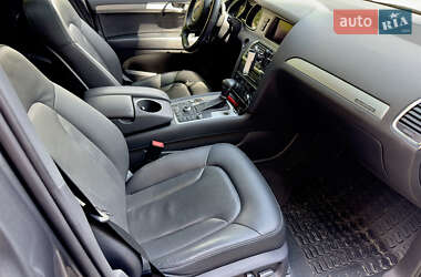 Внедорожник / Кроссовер Audi Q7 2014 в 