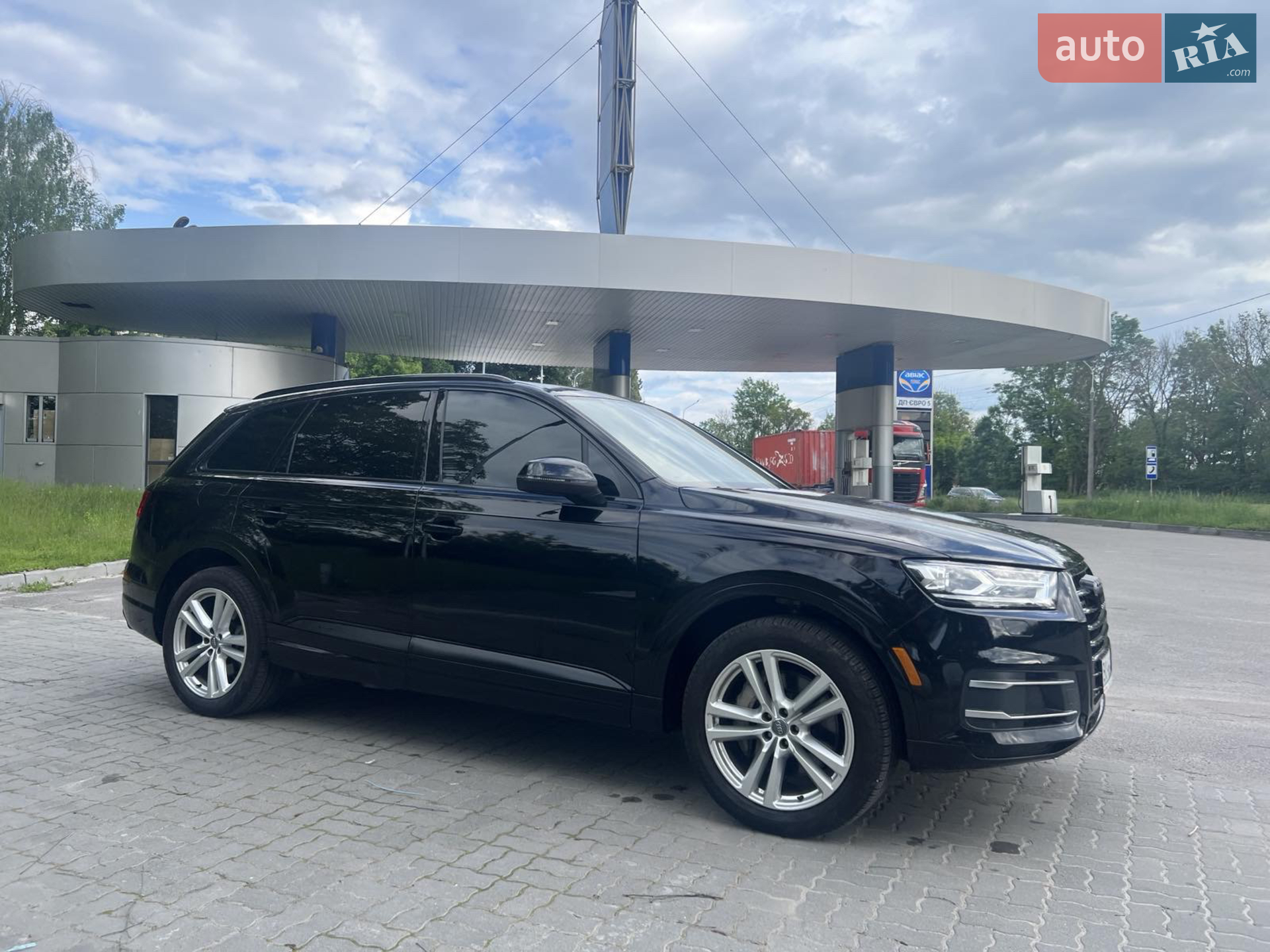 2017 Audi Q7 - мініатюра 23