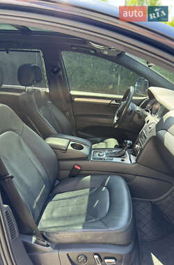 Внедорожник / Кроссовер Audi Q7 2012 в 