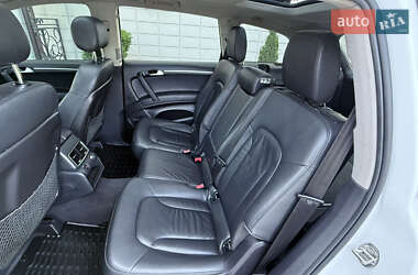 Позашляховик / Кросовер Audi Q7 2014 в 