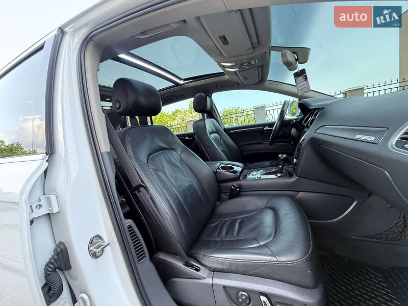 Внедорожник / Кроссовер Audi Q7 2014 в Одессе