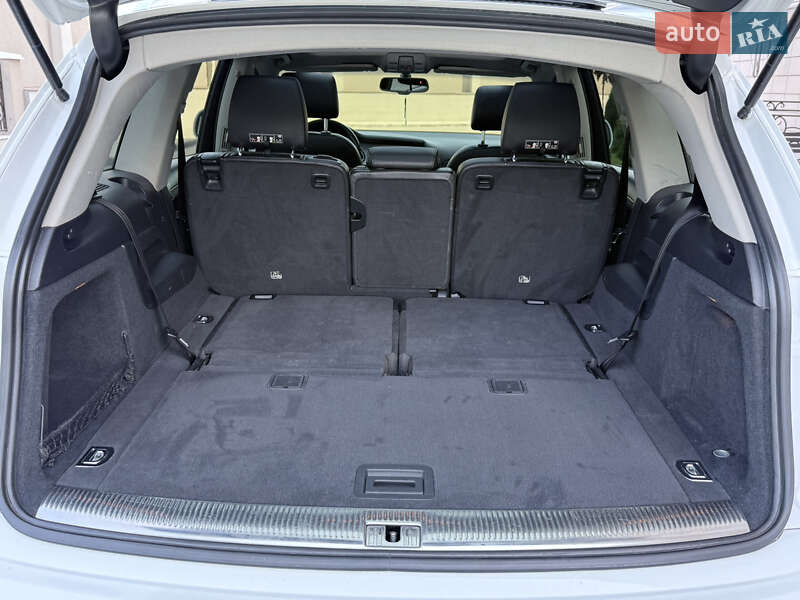 Внедорожник / Кроссовер Audi Q7 2014 в Одессе