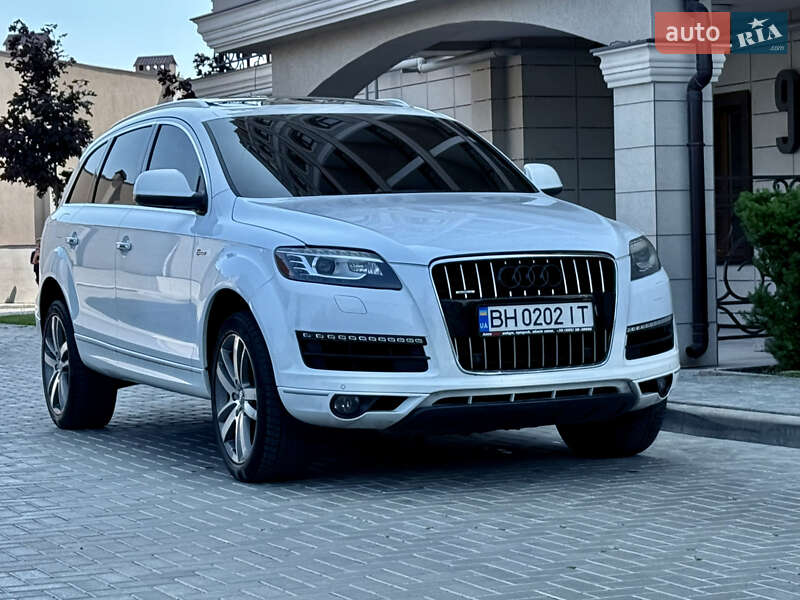 Внедорожник / Кроссовер Audi Q7 2014 в Одессе