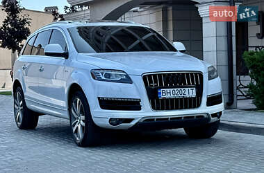 Позашляховик / Кросовер Audi Q7 2014 в 