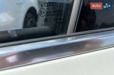 Внедорожник / Кроссовер Audi Q7 2015 в 
