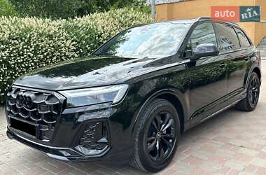 Внедорожник / Кроссовер Audi Q7 2024 в 