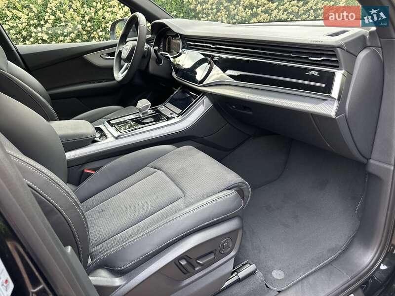 Внедорожник / Кроссовер Audi Q7 2024 в Киеве