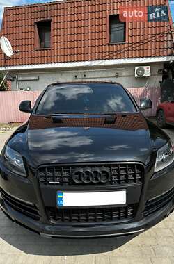 Внедорожник / Кроссовер Audi Q7 2006 в 