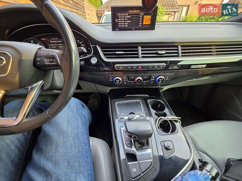 Внедорожник / Кроссовер Audi Q7 2018 в Броварах