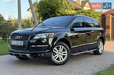 Позашляховик / Кросовер Audi Q7 2008 в 