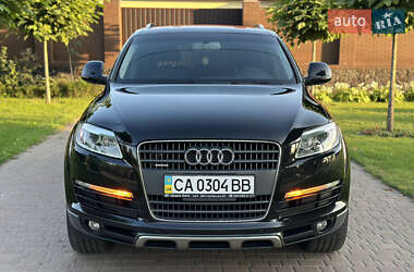 Позашляховик / Кросовер Audi Q7 2008 в 