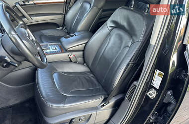 Позашляховик / Кросовер Audi Q7 2008 в 