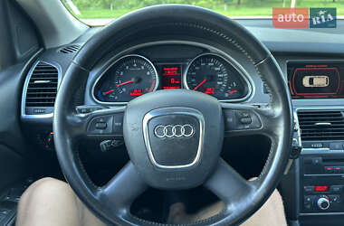 Позашляховик / Кросовер Audi Q7 2008 в 