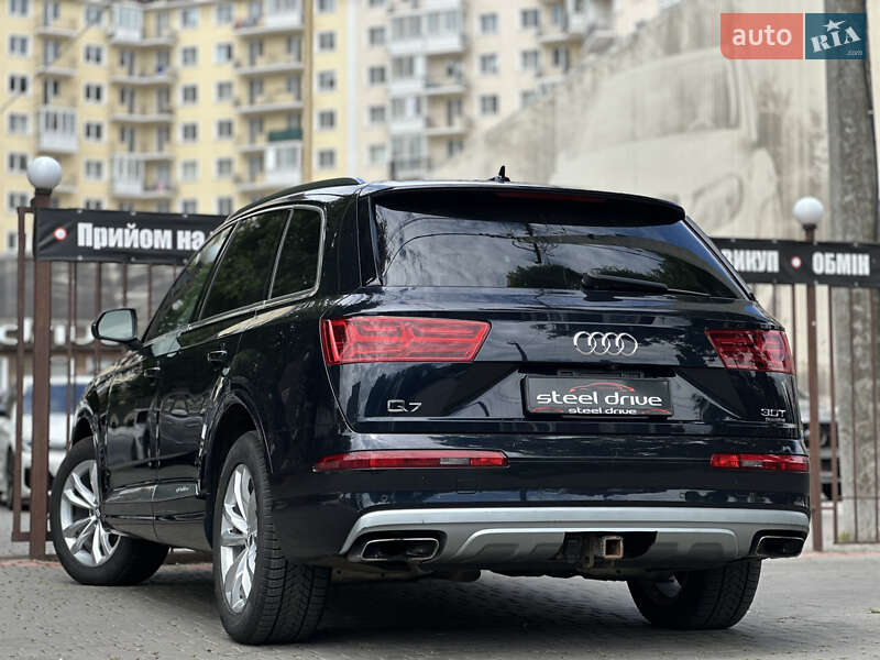Внедорожник / Кроссовер Audi Q7 2017 в Одессе