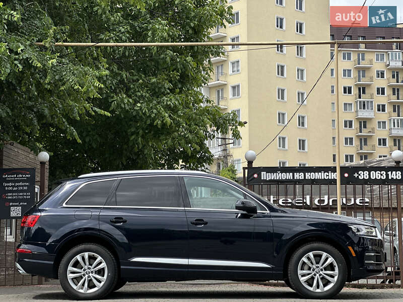Внедорожник / Кроссовер Audi Q7 2017 в Одессе
