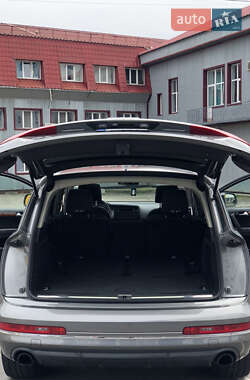 Внедорожник / Кроссовер Audi Q7 2015 в 