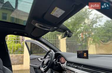 Внедорожник / Кроссовер Audi Q7 2015 в 