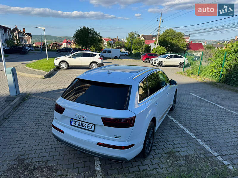Внедорожник / Кроссовер Audi Q7 2018 в Черновцах