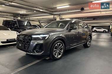 Внедорожник / Кроссовер Audi Q7 2024 в 