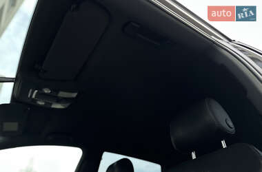 Позашляховик / Кросовер Audi Q7 2012 в 
