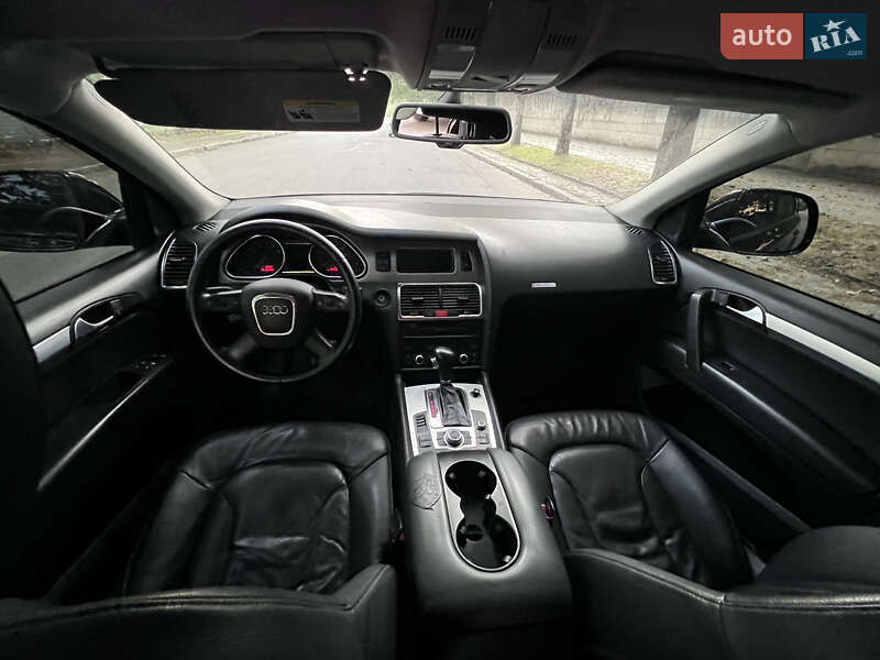 Позашляховик / Кросовер Audi Q7 2007 в Миколаєві