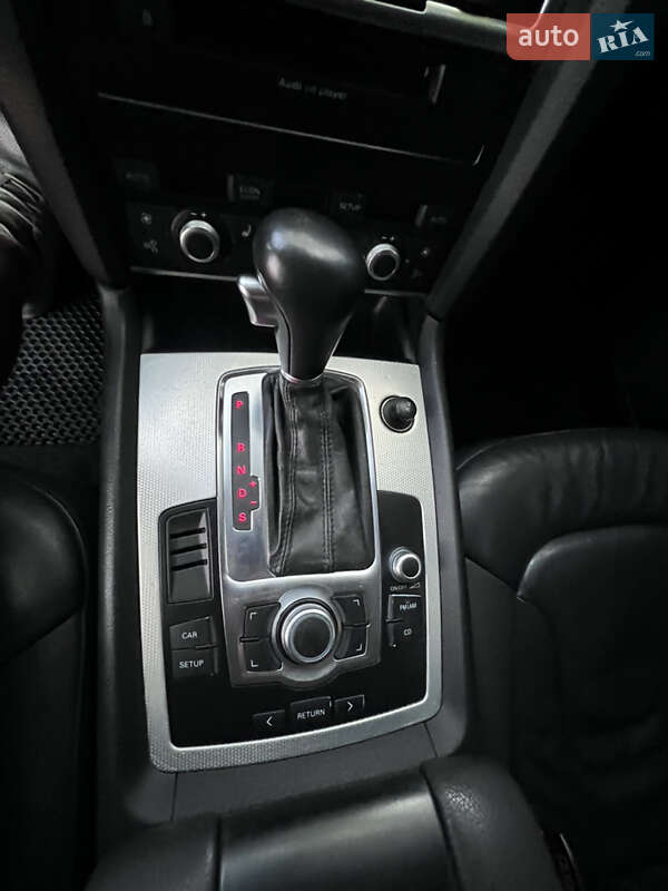 Позашляховик / Кросовер Audi Q7 2007 в Миколаєві