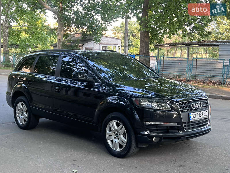 Позашляховик / Кросовер Audi Q7 2007 в Миколаєві