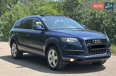 Внедорожник / Кроссовер Audi Q7 2012 в 