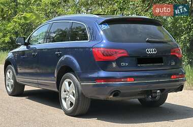Внедорожник / Кроссовер Audi Q7 2012 в 