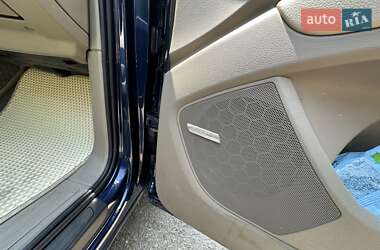 Внедорожник / Кроссовер Audi Q7 2012 в 