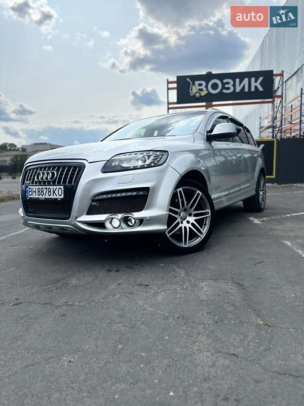 Внедорожник / Кроссовер Audi Q7 2007 в Одессе