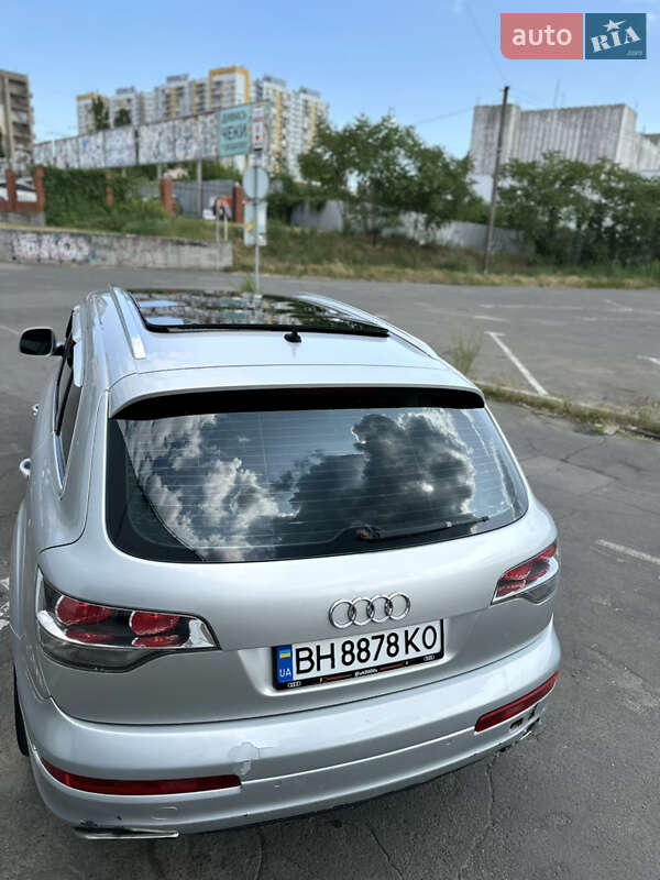 Внедорожник / Кроссовер Audi Q7 2007 в Одессе